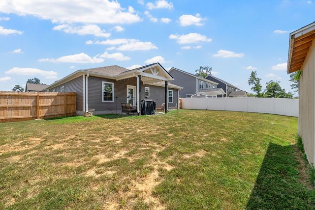 116 Schroer Rd, Clarksville, TN 37042