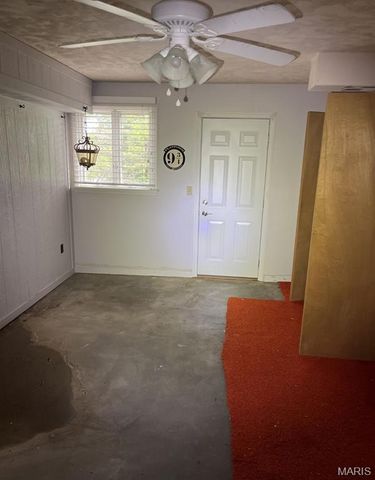495 Graywood Drive, Ballwin, MO 63011