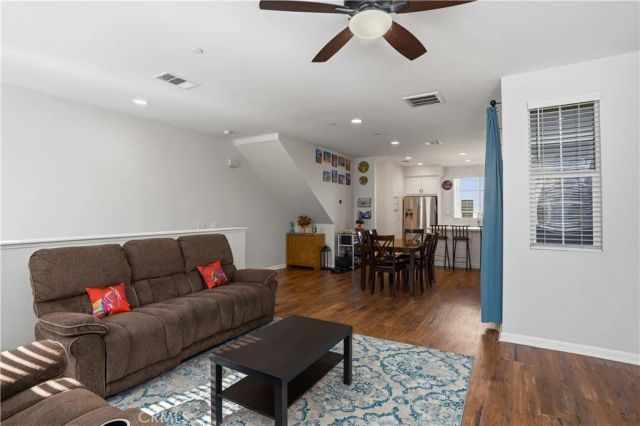 609 Savi 101, Corona, CA 92878