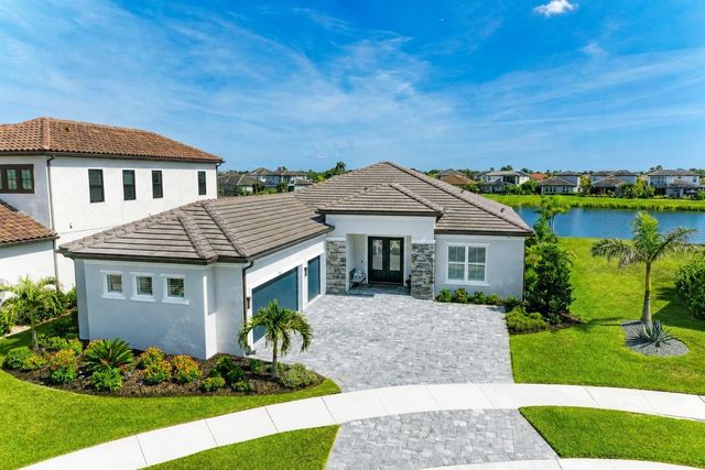 8533 BEECHLAKE COURT, Sarasota, FL 34240