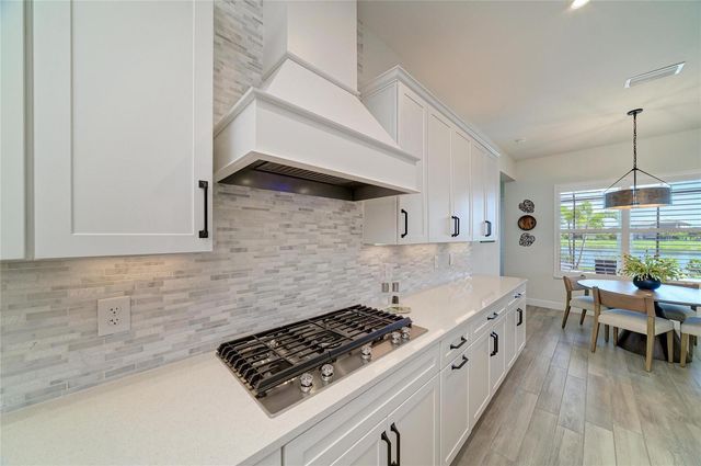 8533 BEECHLAKE COURT, Sarasota, FL 34240