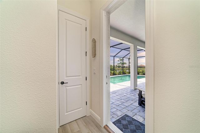 8533 BEECHLAKE COURT, Sarasota, FL 34240