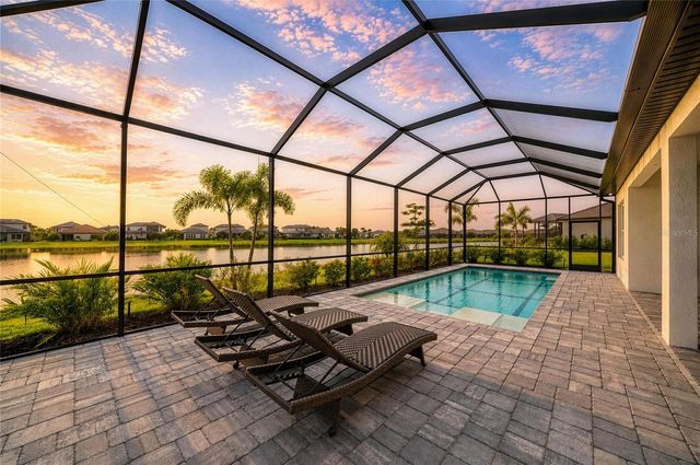 8533 BEECHLAKE COURT, Sarasota, FL 34240