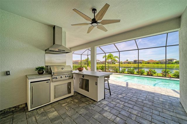 8533 BEECHLAKE COURT, Sarasota, FL 34240