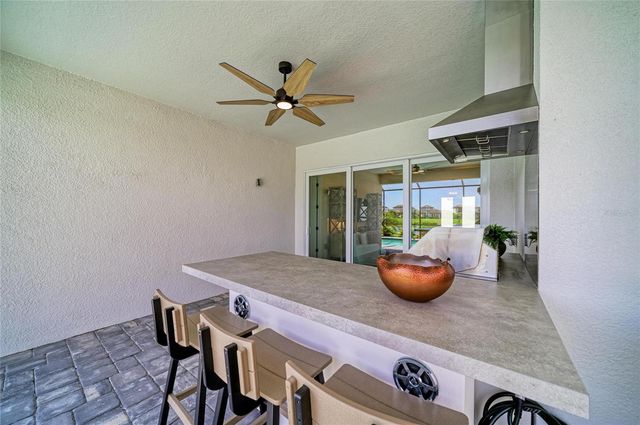 8533 BEECHLAKE COURT, Sarasota, FL 34240