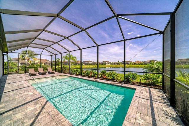 8533 BEECHLAKE COURT, Sarasota, FL 34240