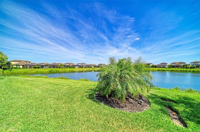 8533 BEECHLAKE COURT, Sarasota, FL 34240
