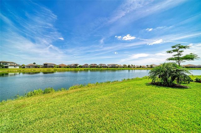 8533 BEECHLAKE COURT, Sarasota, FL 34240