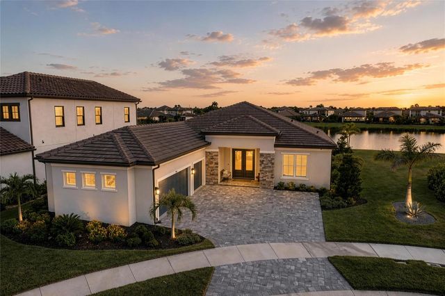 8533 BEECHLAKE COURT, Sarasota, FL 34240