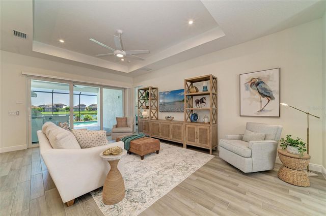 8533 BEECHLAKE COURT, Sarasota, FL 34240