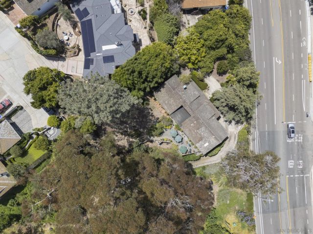 1570 Virginia Way, La Jolla, CA 92037