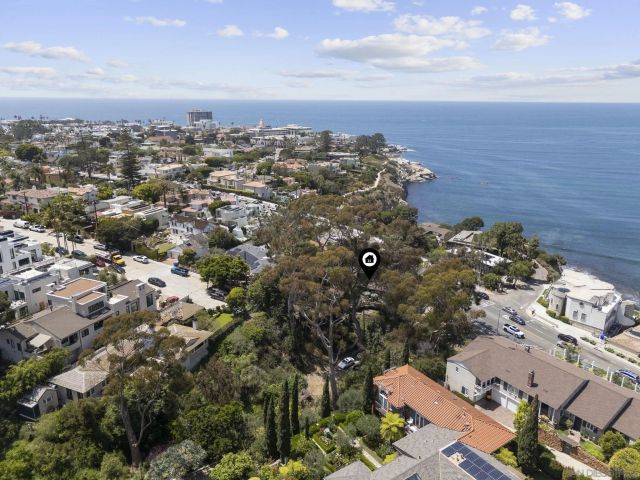 1570 Virginia Way, La Jolla, CA 92037