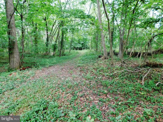 401 BECK MILL RD BECK MILL RD, Hanover, PA 17331