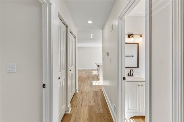 3822 Stephanie SW Drive, Atlanta, GA 30331