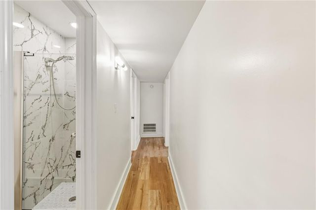 3822 Stephanie SW Drive, Atlanta, GA 30331