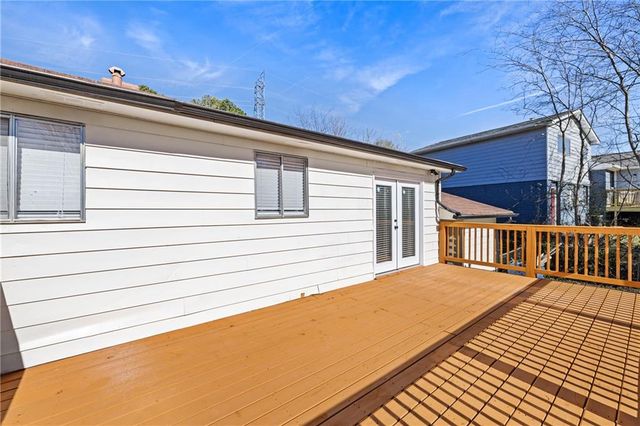 3822 Stephanie SW Drive, Atlanta, GA 30331