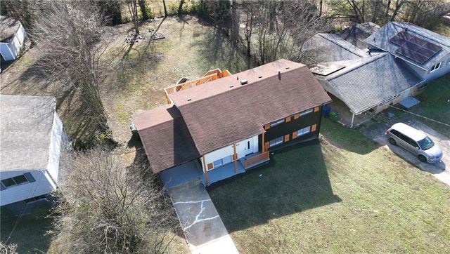 3822 Stephanie SW Drive, Atlanta, GA 30331