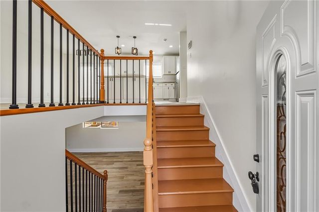 3822 Stephanie SW Drive, Atlanta, GA 30331