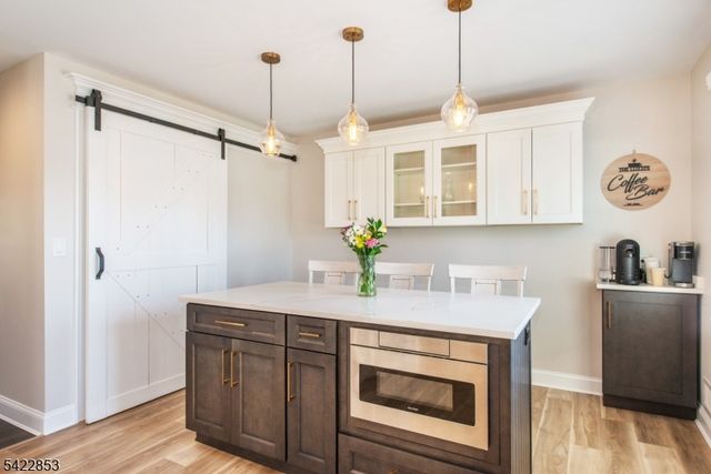 15 Green Meadows Rd, Fairfield Twp., NJ 07004