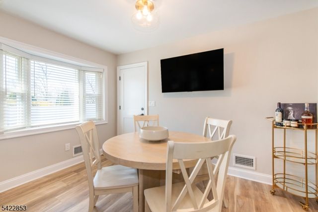 15 Green Meadows Rd, Fairfield Twp., NJ 07004