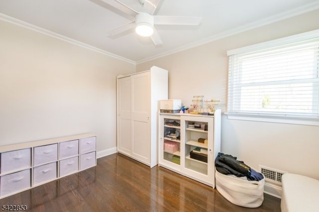 15 Green Meadows Rd, Fairfield Twp., NJ 07004