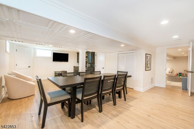 15 Green Meadows Rd, Fairfield Twp., NJ 07004