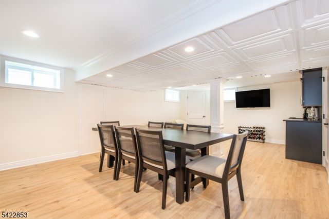 15 Green Meadows Rd, Fairfield Twp., NJ 07004