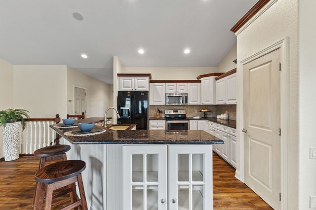 455 NE Pinehurst Circle, Ankeny, IA 50021