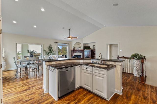 455 NE Pinehurst Circle, Ankeny, IA 50021