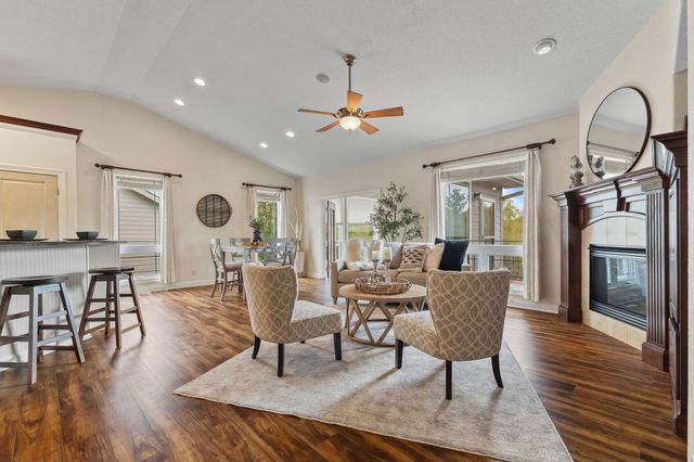 455 NE Pinehurst Circle, Ankeny, IA 50021