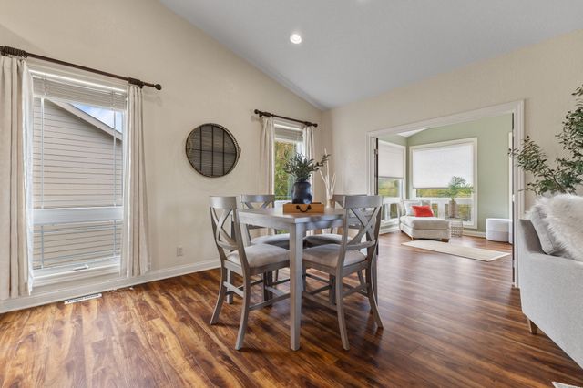 455 NE Pinehurst Circle, Ankeny, IA 50021