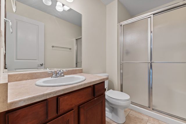 455 NE Pinehurst Circle, Ankeny, IA 50021