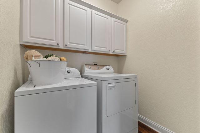 455 NE Pinehurst Circle, Ankeny, IA 50021