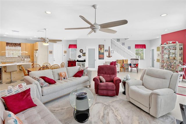 840 NE 14th Pl, Fort Lauderdale, FL 33304