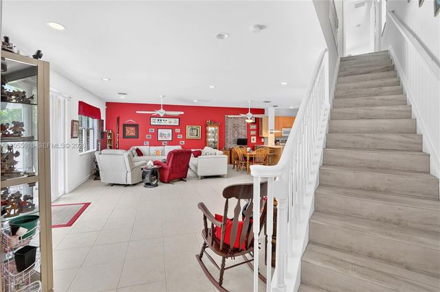 840 NE 14th Pl, Fort Lauderdale, FL 33304