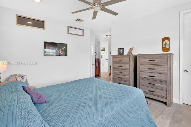 840 NE 14th Pl, Fort Lauderdale, FL 33304