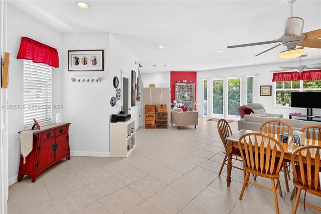 840 NE 14th Pl, Fort Lauderdale, FL 33304
