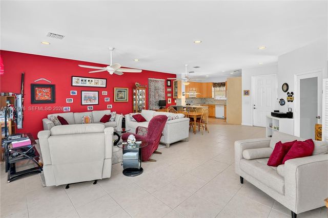840 NE 14th Pl, Fort Lauderdale, FL 33304