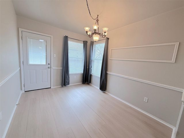 102 Wren CV, Hutto, TX 78634