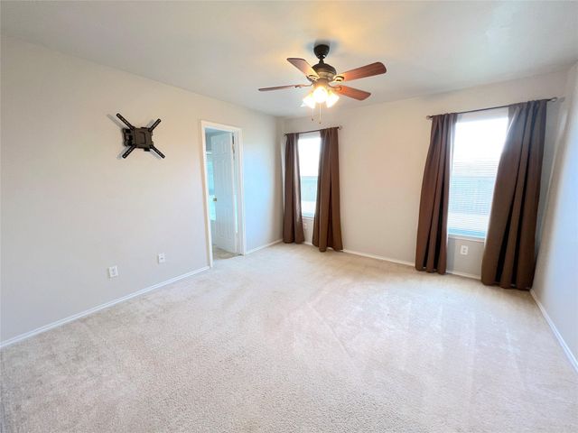 102 Wren CV, Hutto, TX 78634