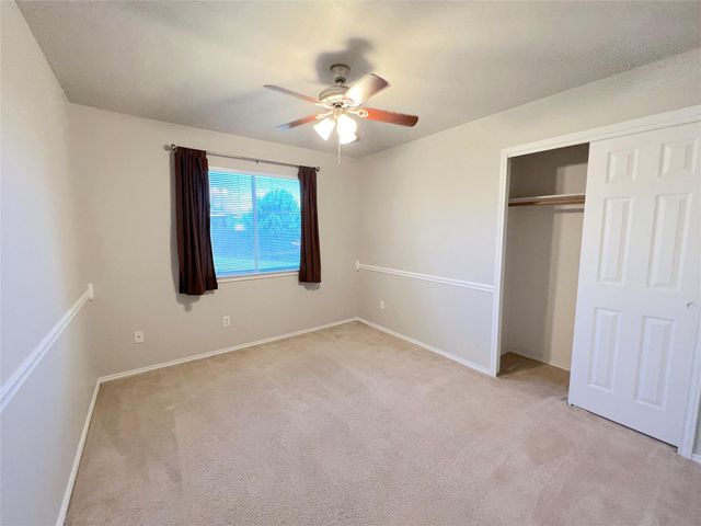 102 Wren CV, Hutto, TX 78634