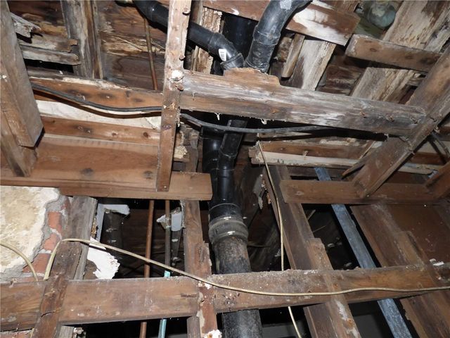 304 Lorenz Ave, Elliott, PA 15220