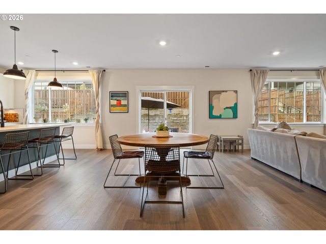 28309 Sw ORLEANS Ave, Wilsonville, OR 97070