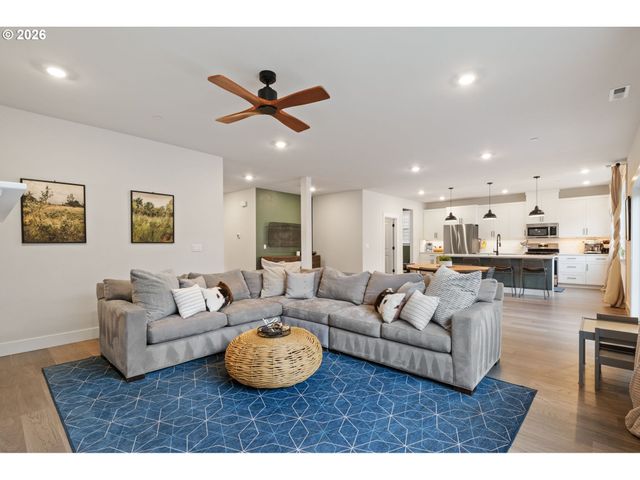 28309 Sw ORLEANS Ave, Wilsonville, OR 97070