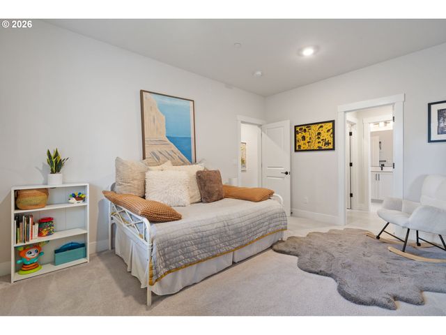 28309 Sw ORLEANS Ave, Wilsonville, OR 97070