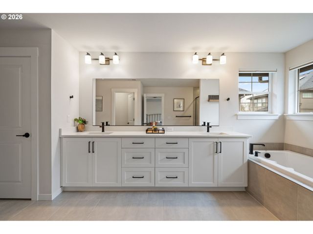 28309 Sw ORLEANS Ave, Wilsonville, OR 97070