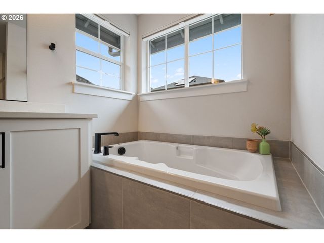 28309 Sw ORLEANS Ave, Wilsonville, OR 97070