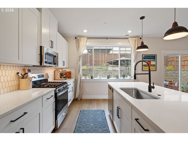 28309 Sw ORLEANS Ave, Wilsonville, OR 97070