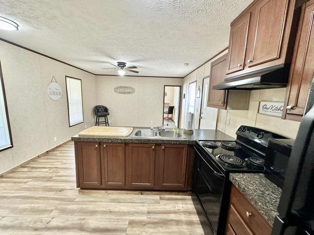 37 Ashton Lane, Columbia, KY 42728