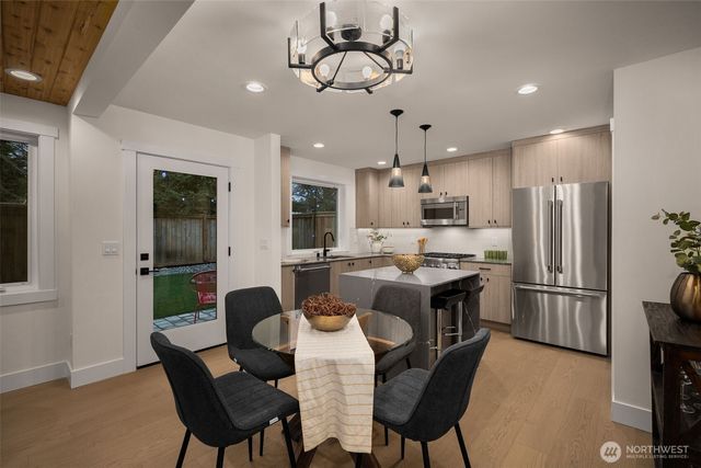 809 W Armour Street, Seattle, WA 98119